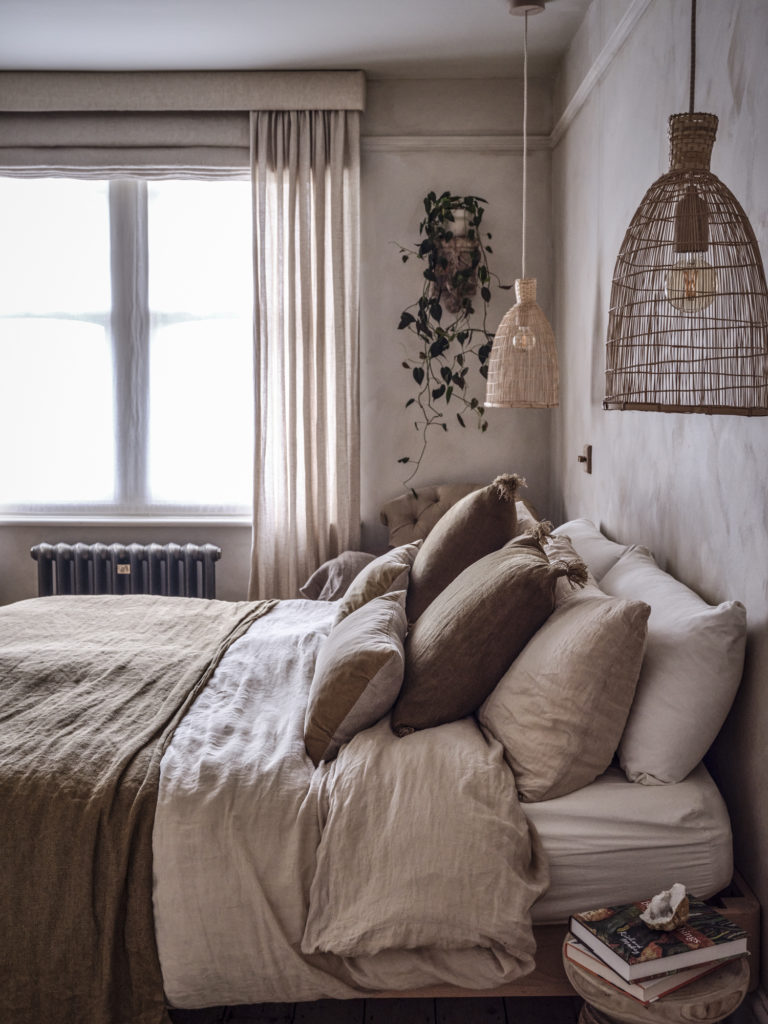 HAYWARDS HEATH, EAST SUSSEX, BN8 - SHOOTFACTORY - OTHER UK HOUSES