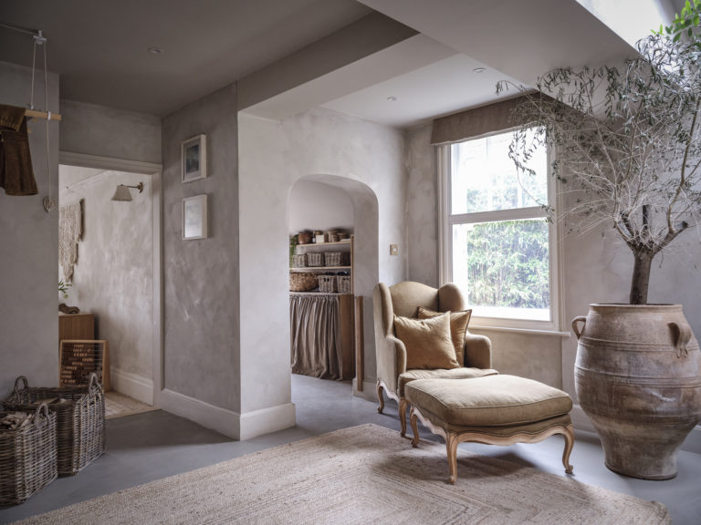 HAYWARDS HEATH, EAST SUSSEX, BN8 - SHOOTFACTORY - OTHER UK HOUSES