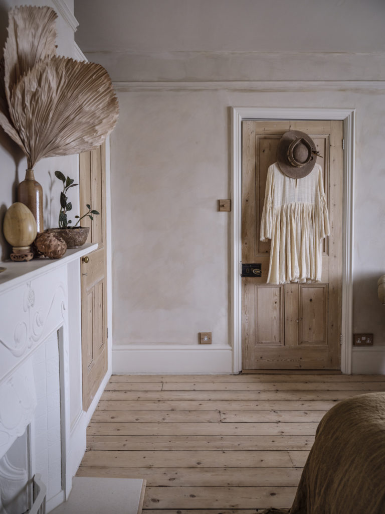 HAYWARDS HEATH, EAST SUSSEX, BN8 - SHOOTFACTORY - OTHER UK HOUSES