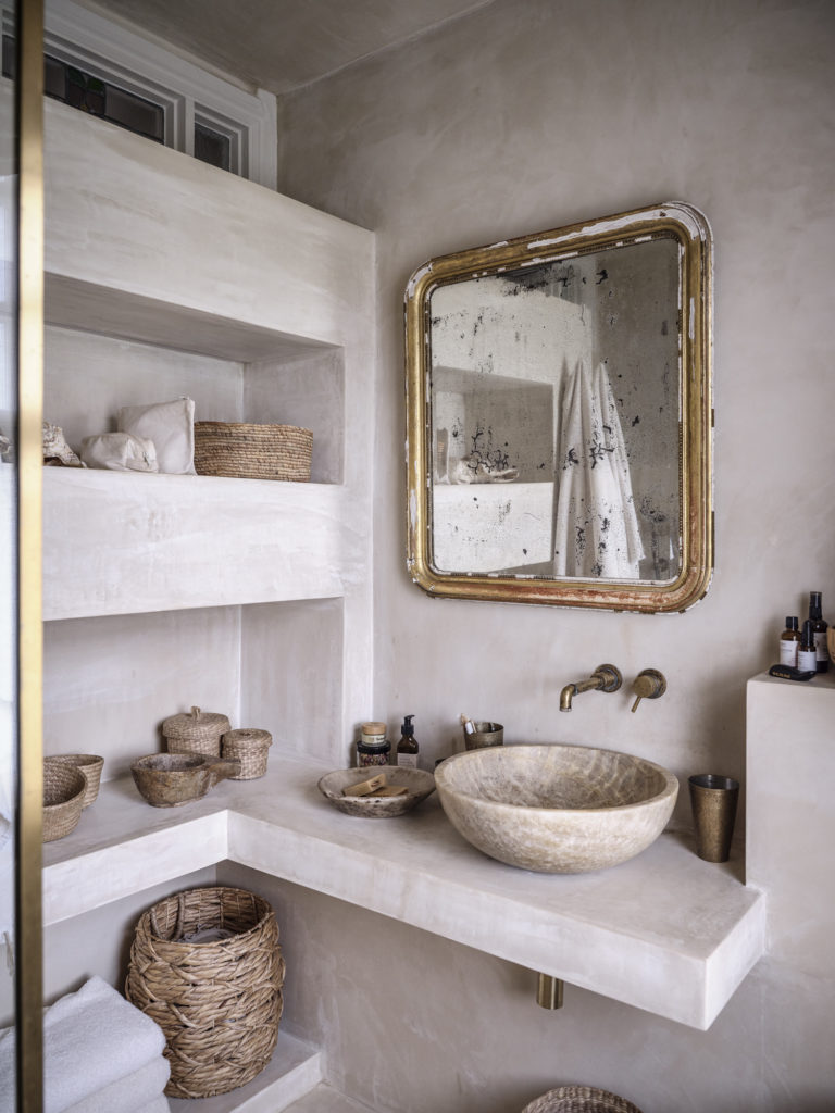 HAYWARDS HEATH, EAST SUSSEX, BN8 - SHOOTFACTORY - OTHER UK HOUSES