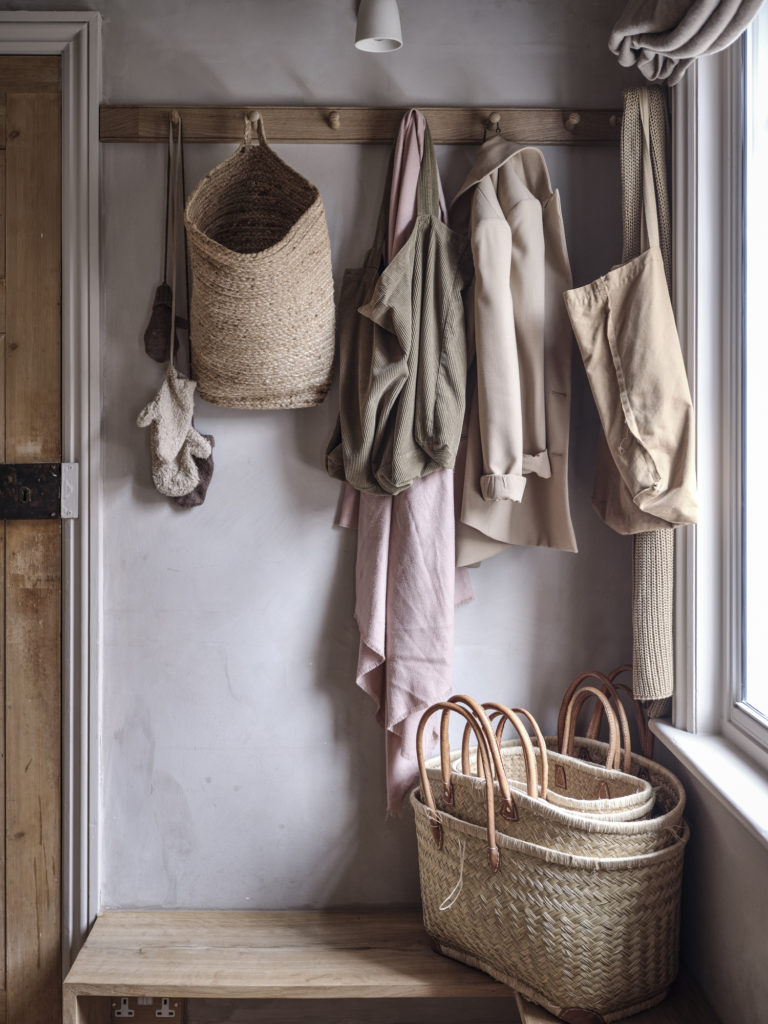 HAYWARDS HEATH, EAST SUSSEX, BN8 - SHOOTFACTORY - OTHER UK HOUSES
