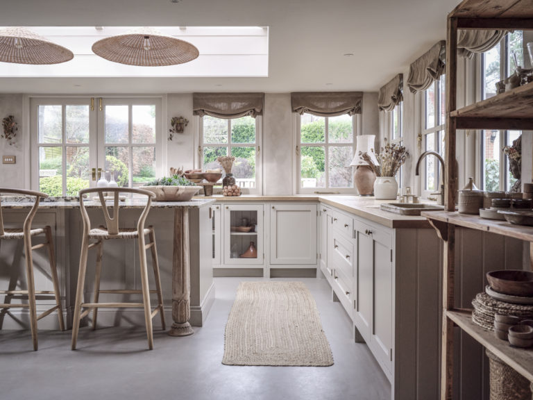 HAYWARDS HEATH, EAST SUSSEX, BN8 - SHOOTFACTORY - OTHER UK HOUSES