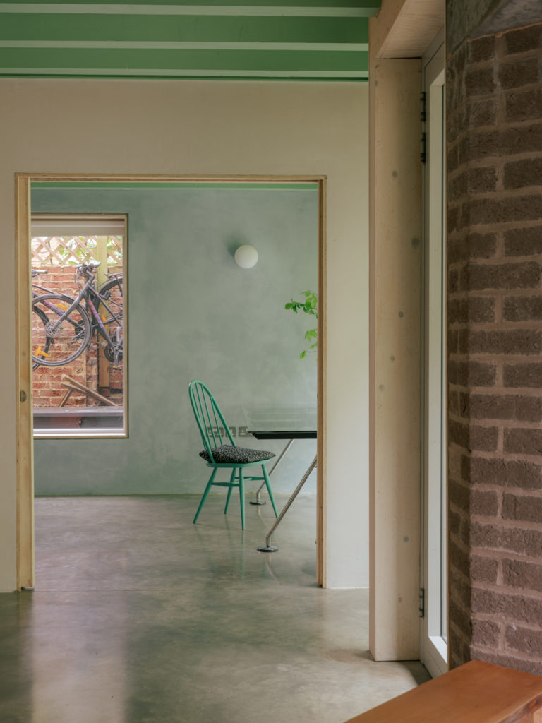 HEATH END HOUSE, LONDON, NW3 - SHOOTFACTORY - LONDON HOUSES