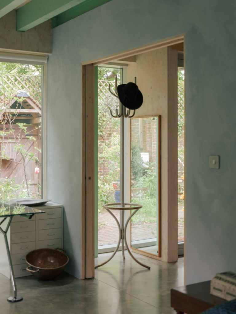 HEATH END HOUSE, LONDON, NW3 - SHOOTFACTORY - LONDON HOUSES