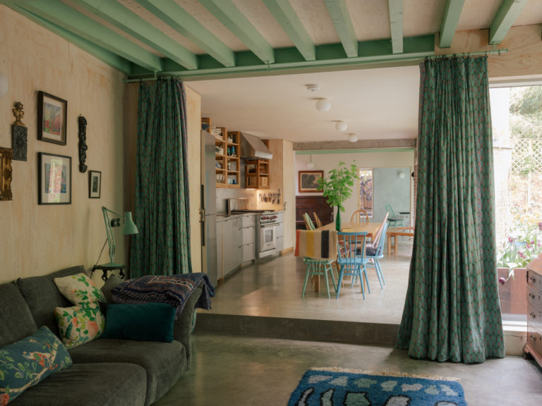 HEATH END HOUSE, LONDON, NW3 - SHOOTFACTORY - LONDON HOUSES
