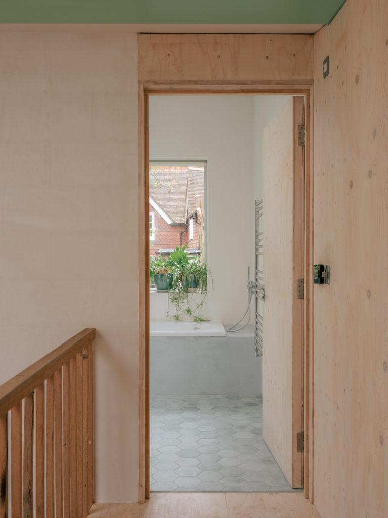 HEATH END HOUSE, LONDON, NW3 - SHOOTFACTORY - LONDON HOUSES