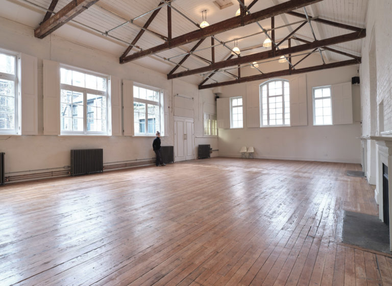 HACKNEY HALL LONDON, E2 - SHOOTFACTORY - PHOTOGRAPHIC STUDIOS