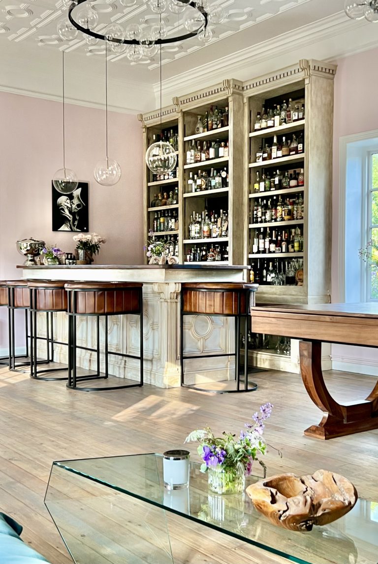 THE COACH HOUSE, SURREY, GU7 - SHOOTFACTORY - OTHER UK HOUSES