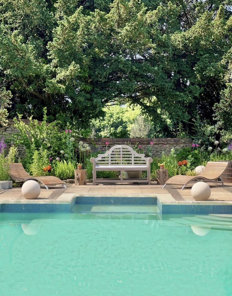 THE COACH HOUSE, SURREY, GU7 - SHOOTFACTORY - OTHER UK HOUSES