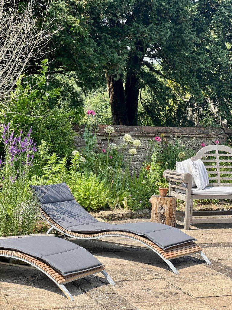 THE COACH HOUSE, SURREY, GU7 - SHOOTFACTORY - OTHER UK HOUSES