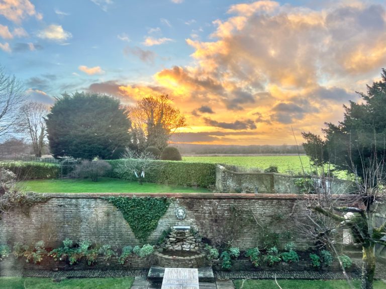 THE COACH HOUSE, SURREY, GU7 - SHOOTFACTORY - OTHER UK HOUSES