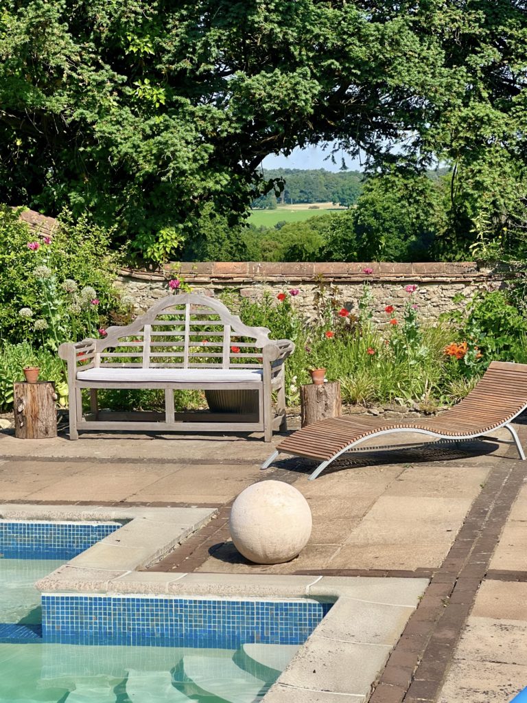 THE COACH HOUSE, SURREY, GU7 - SHOOTFACTORY - OTHER UK HOUSES