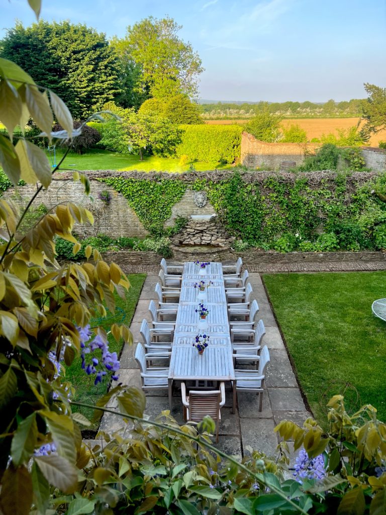 THE COACH HOUSE, SURREY, GU7 - SHOOTFACTORY - OTHER UK HOUSES