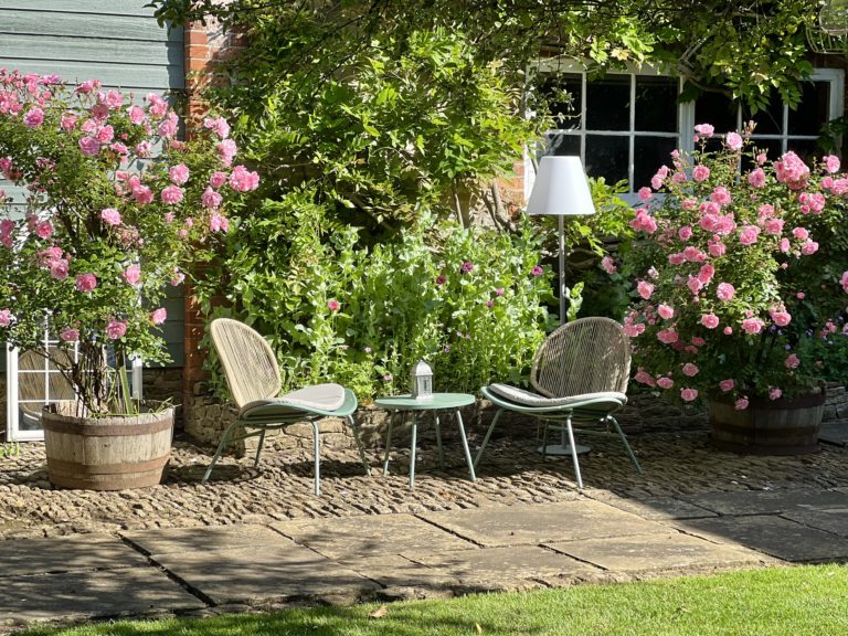 THE COACH HOUSE, SURREY, GU7 - SHOOTFACTORY - OTHER UK HOUSES