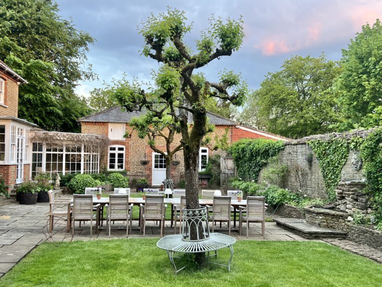 THE COACH HOUSE, SURREY, GU7 - SHOOTFACTORY - OTHER UK HOUSES