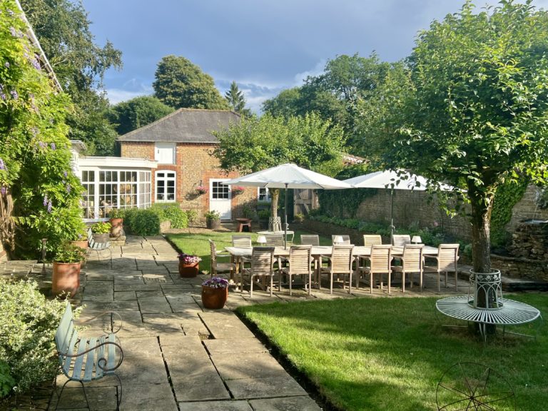 THE COACH HOUSE, SURREY, GU7 - SHOOTFACTORY - OTHER UK HOUSES