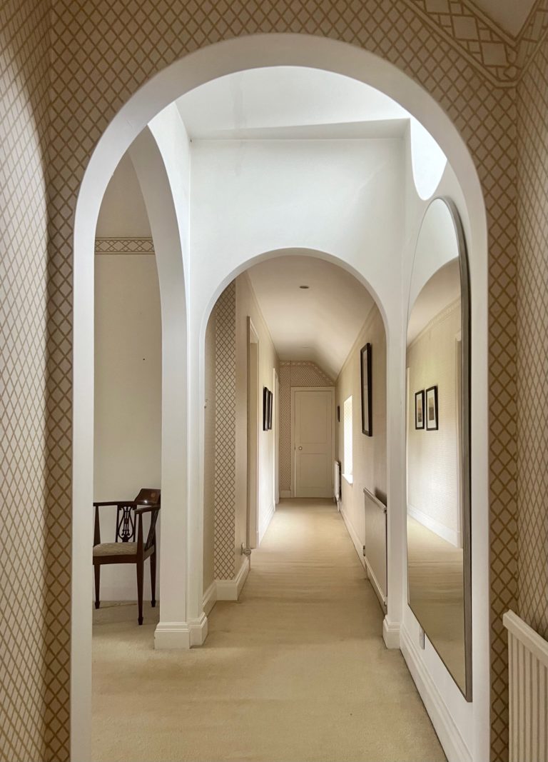 THE COACH HOUSE, SURREY, GU7 - SHOOTFACTORY - OTHER UK HOUSES