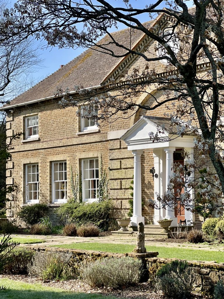 THE COACH HOUSE, SURREY, GU7 - SHOOTFACTORY - OTHER UK HOUSES