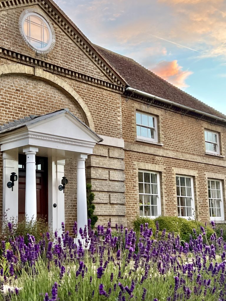 THE COACH HOUSE, SURREY, GU7 - SHOOTFACTORY - OTHER UK HOUSES