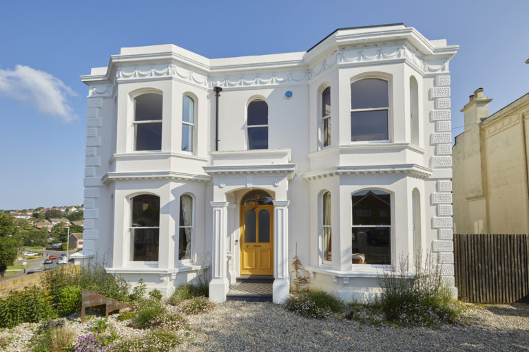 CRESCENT HOUSE, HASTINGS, TN34 - SHOOTFACTORY - OTHER UK HOUSES