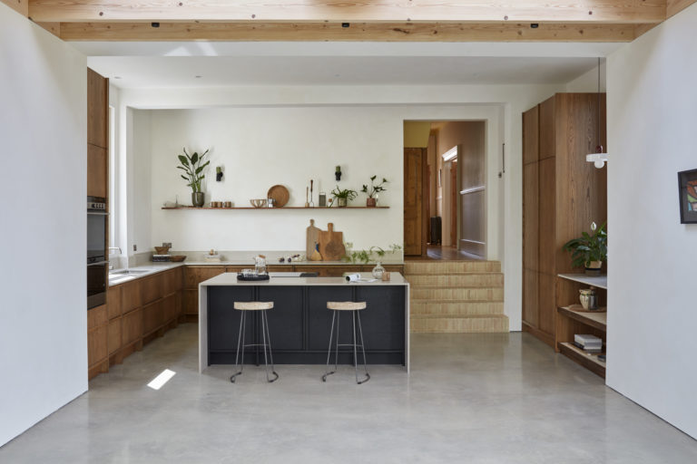 CRESCENT HOUSE, HASTINGS, TN34 - SHOOTFACTORY - OTHER UK HOUSES