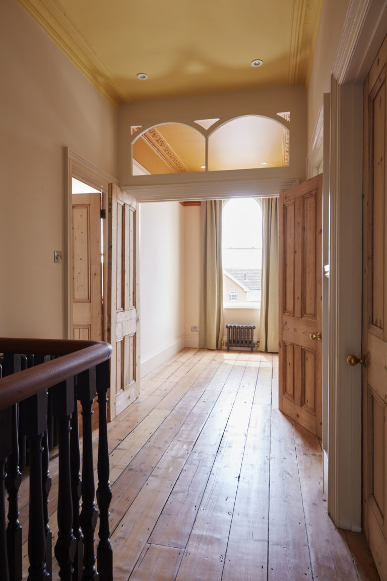 CRESCENT HOUSE, HASTINGS, TN34 - SHOOTFACTORY - OTHER UK HOUSES