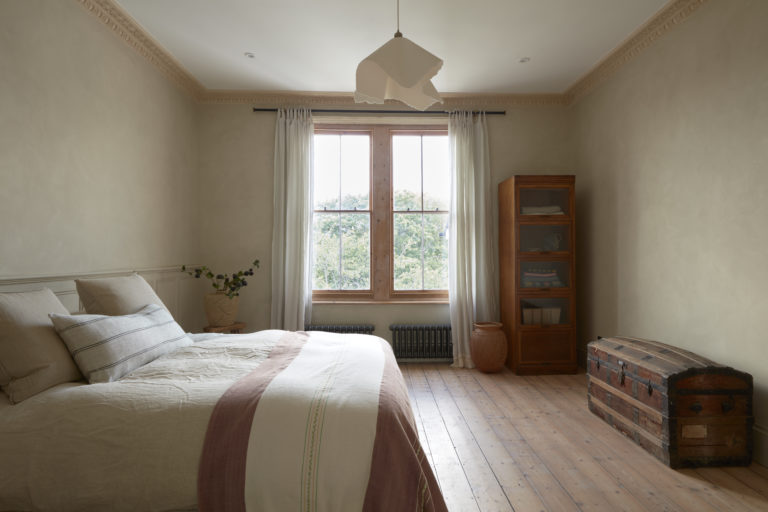 CRESCENT HOUSE, HASTINGS, TN34 - SHOOTFACTORY - OTHER UK HOUSES
