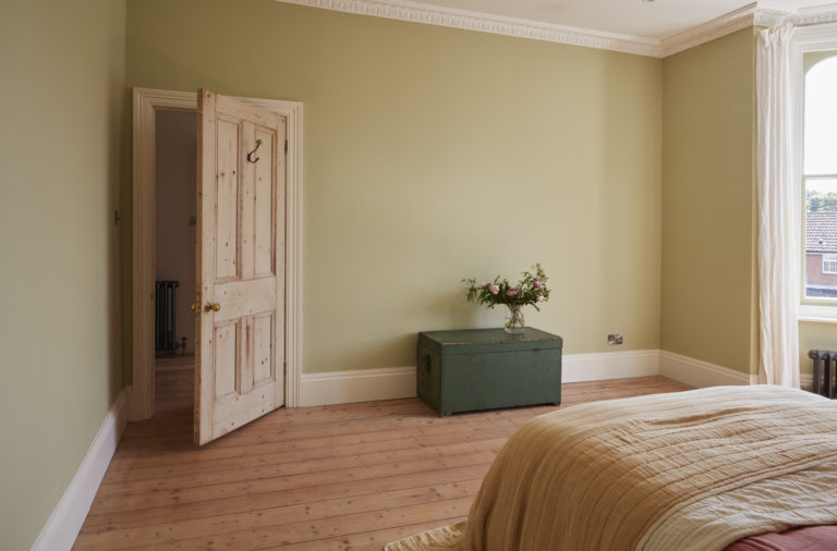 CRESCENT HOUSE, HASTINGS, TN34 - SHOOTFACTORY - OTHER UK HOUSES