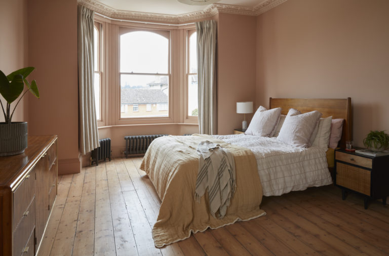 CRESCENT HOUSE, HASTINGS, TN34 - SHOOTFACTORY - OTHER UK HOUSES