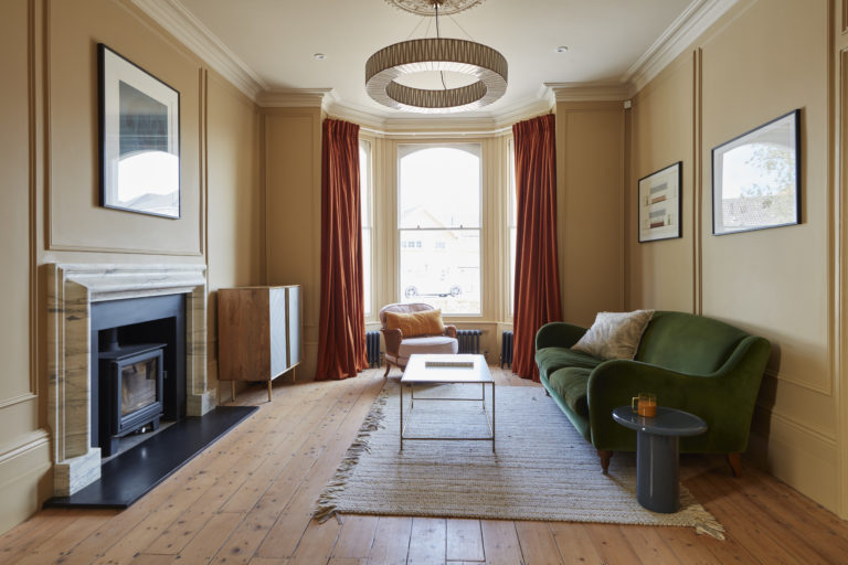 CRESCENT HOUSE, HASTINGS, TN34 - SHOOTFACTORY - OTHER UK HOUSES