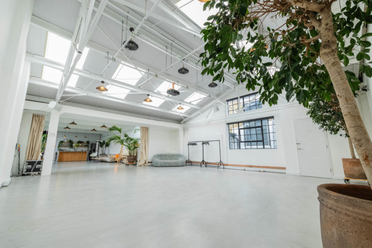 STOKEY, LONDON, N16 - SHOOTFACTORY - PHOTOGRAPHIC STUDIOS - 0