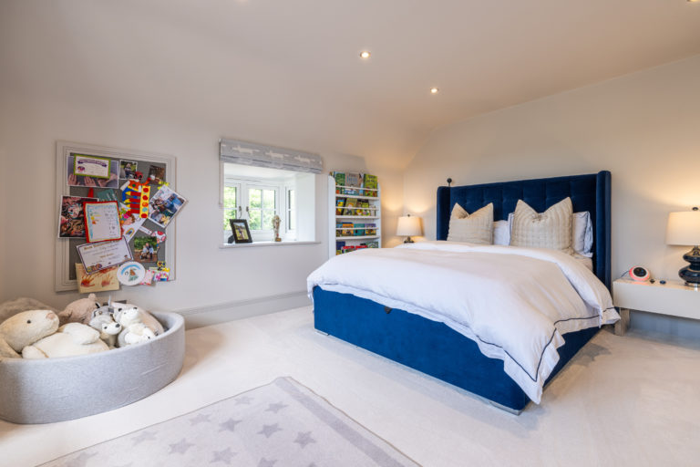 CHEVERELLS, ST ALBANS, AL3 - SHOOTFACTORY - LONDON HOUSES