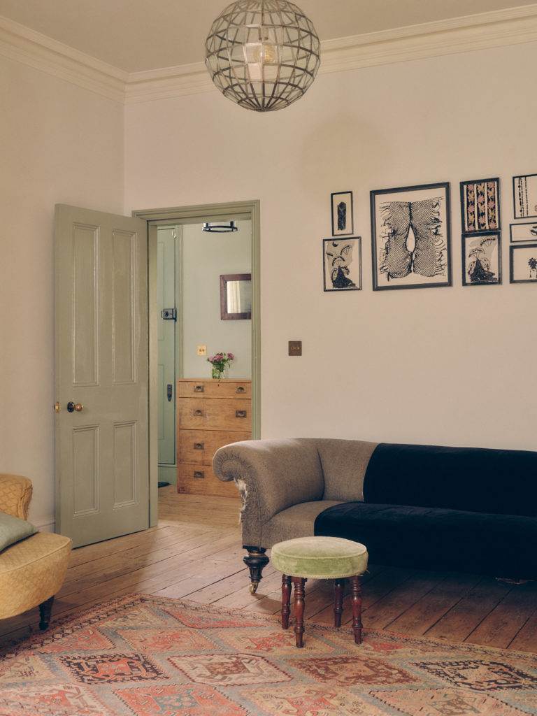 EVE - LONDON - SE23 - SHOOTFACTORY - LONDON HOUSES