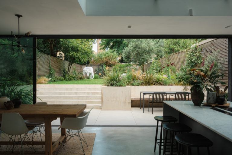 HACKNEY TOWNHOUSE - LONDON - N1 - SHOOTFACTORY - LONDON HOUSES