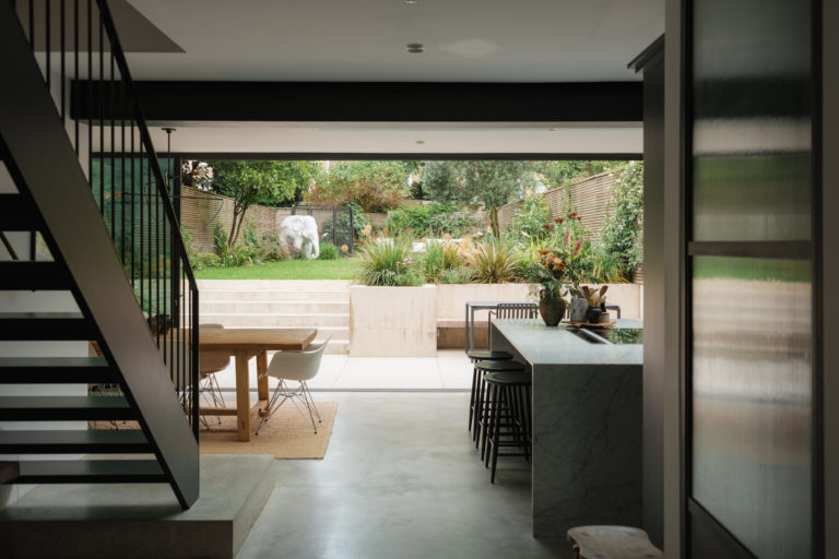HACKNEY TOWNHOUSE - LONDON - N1 - SHOOTFACTORY - LONDON HOUSES