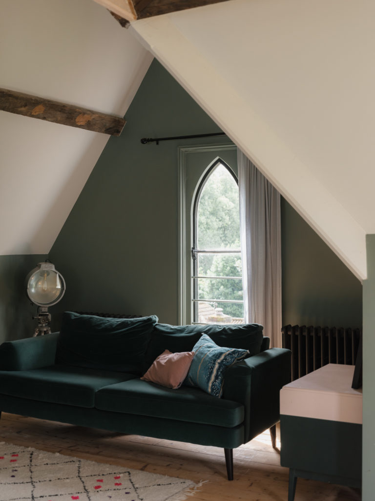 HEATHERDENE, WEYBRIDGE, KT13 - SHOOTFACTORY - OTHER UK HOUSES
