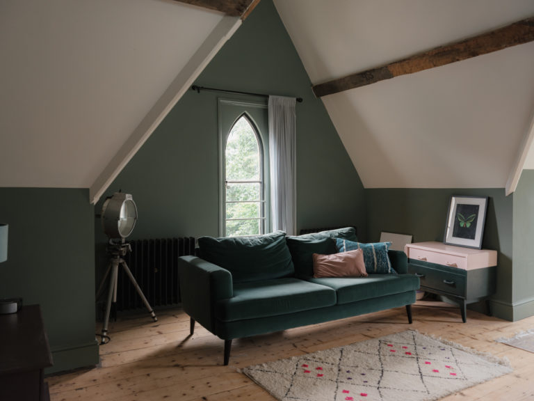 HEATHERDENE, WEYBRIDGE, KT13 - SHOOTFACTORY - OTHER UK HOUSES