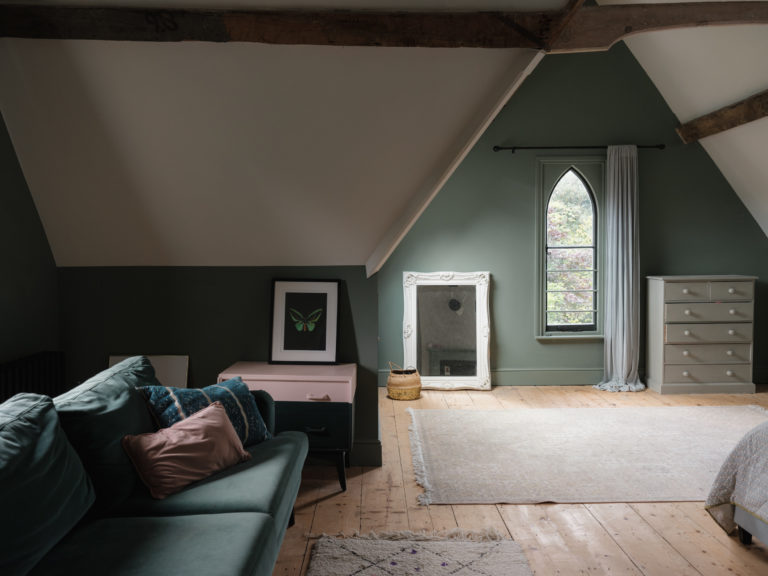 HEATHERDENE, WEYBRIDGE, KT13 - SHOOTFACTORY - OTHER UK HOUSES