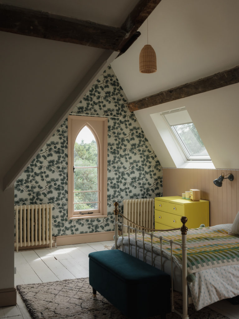 HEATHERDENE, WEYBRIDGE, KT13 - SHOOTFACTORY - OTHER UK HOUSES
