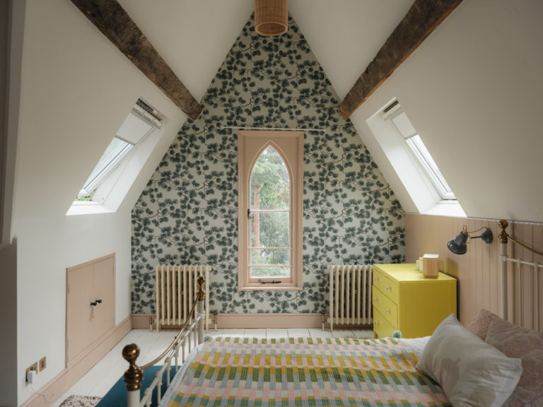 HEATHERDENE, WEYBRIDGE, KT13 - SHOOTFACTORY - OTHER UK HOUSES