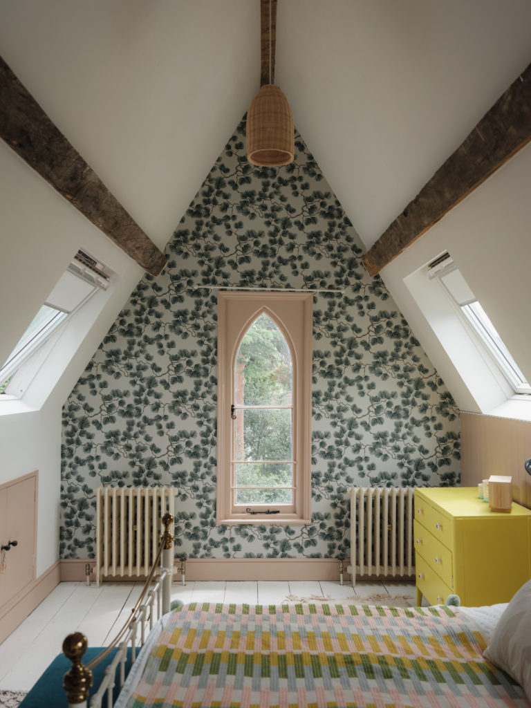 HEATHERDENE, WEYBRIDGE, KT13 - SHOOTFACTORY - OTHER UK HOUSES