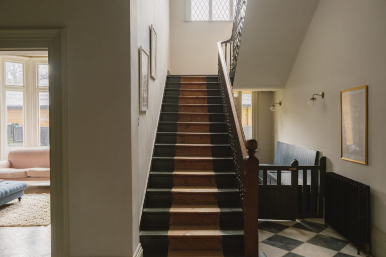 HEATHERDENE, WEYBRIDGE, KT13 - SHOOTFACTORY - OTHER UK HOUSES