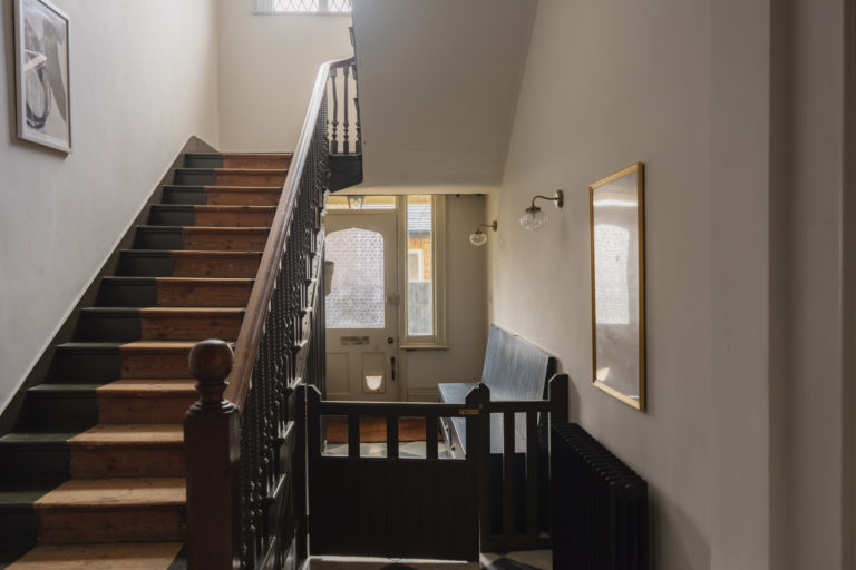 HEATHERDENE, WEYBRIDGE, KT13 - SHOOTFACTORY - OTHER UK HOUSES