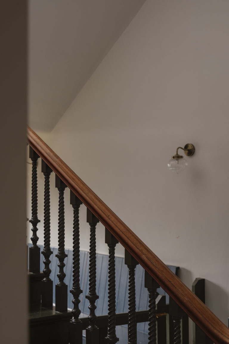 HEATHERDENE, WEYBRIDGE, KT13 - SHOOTFACTORY - OTHER UK HOUSES