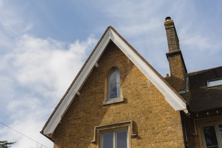 HEATHERDENE, WEYBRIDGE, KT13 - SHOOTFACTORY - OTHER UK HOUSES