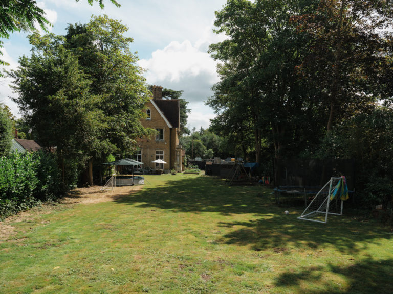 HEATHERDENE, WEYBRIDGE, KT13 - SHOOTFACTORY - OTHER UK HOUSES
