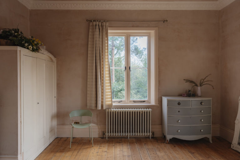 HEATHERDENE, WEYBRIDGE, KT13 - SHOOTFACTORY - OTHER UK HOUSES