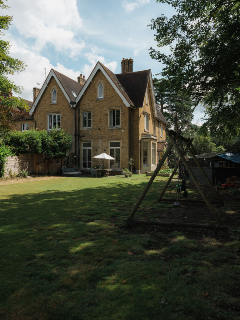 HEATHERDENE, WEYBRIDGE, KT13 - SHOOTFACTORY - OTHER UK HOUSES