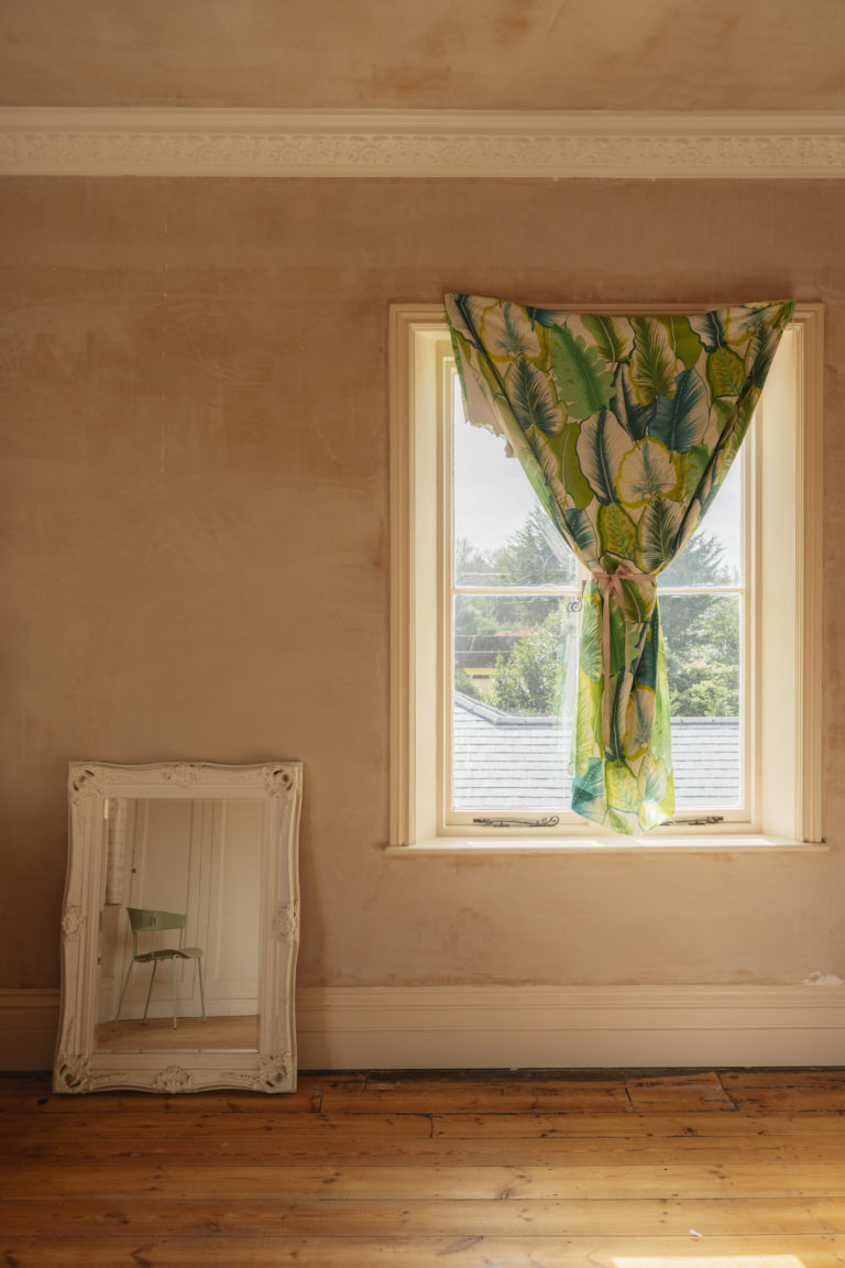 HEATHERDENE, WEYBRIDGE, KT13 - SHOOTFACTORY - OTHER UK HOUSES