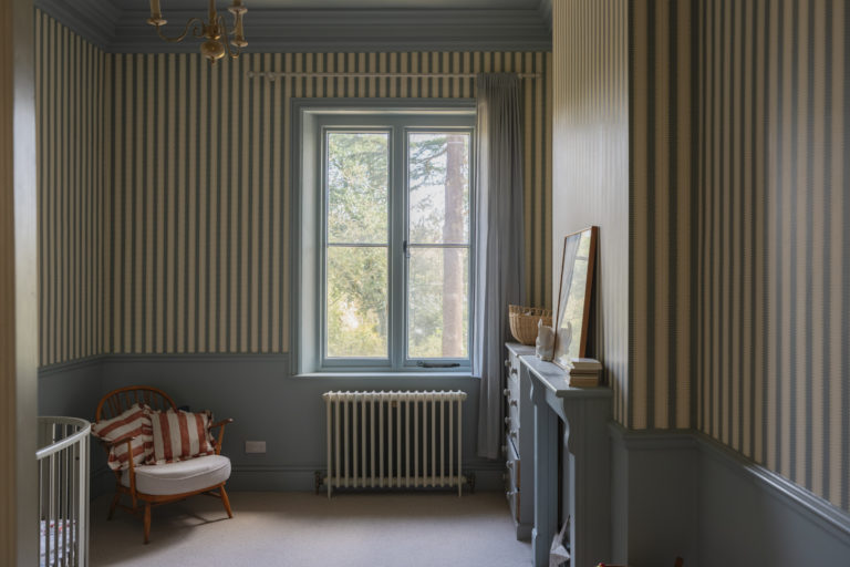 HEATHERDENE, WEYBRIDGE, KT13 - SHOOTFACTORY - OTHER UK HOUSES